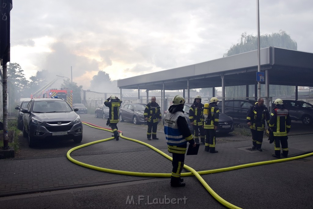 Feuer 3 Koeln Zollstock Hoenninger Weg P205.JPG - Miklos Laubert